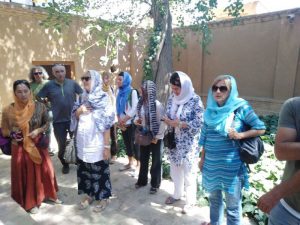 بازدیدگردشگران صرب از بیت امام در خمین