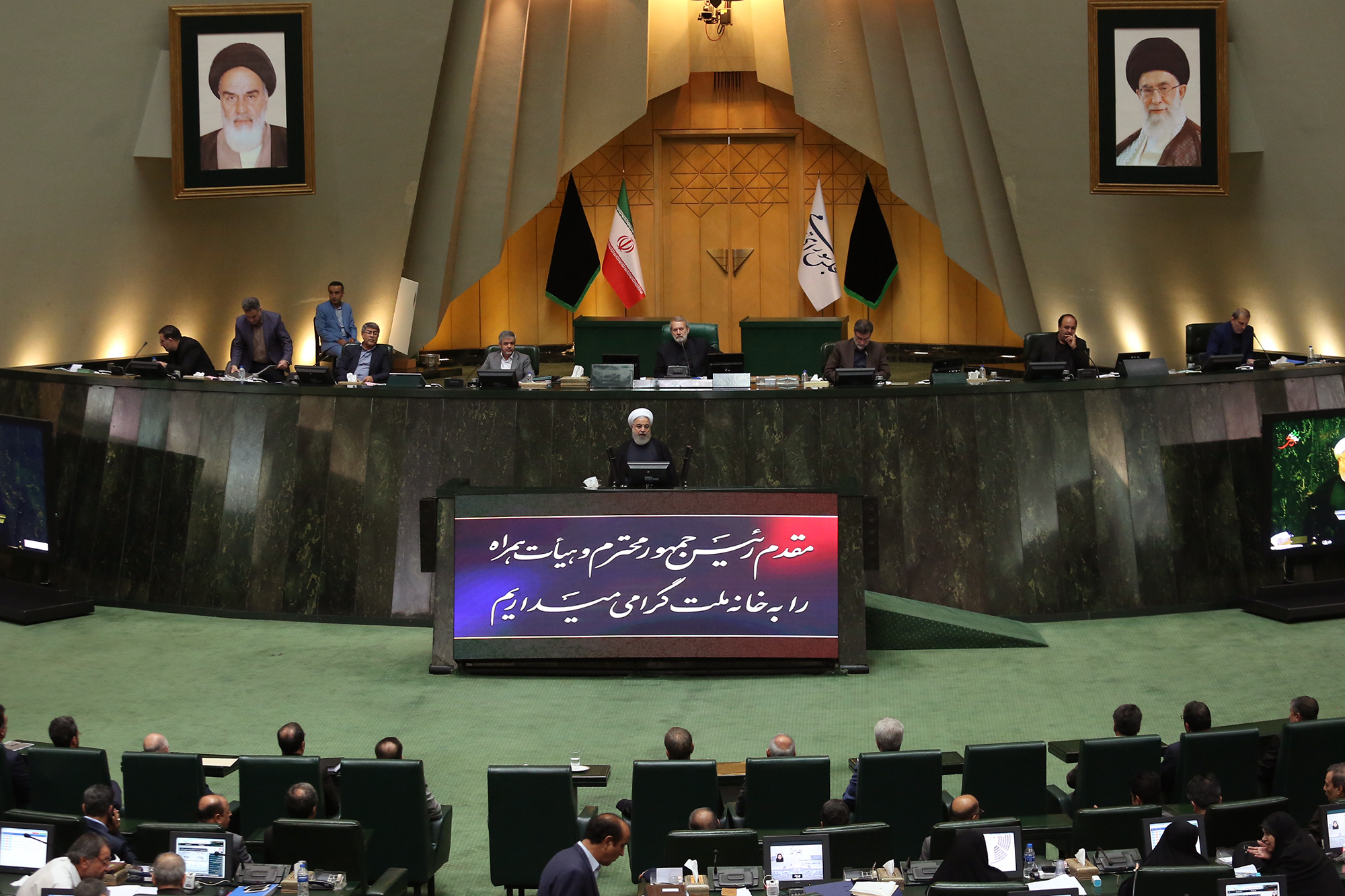 آمریکا فهمید که ملت ایران با فشار حداکثری به زانو در نمی آید/ مذاکره دوجانبه با آمریکا مطرح نیست