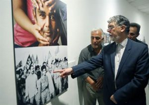 بخشی از ماندگاری دفاع مقدس مدیون عکاسان این دوران است