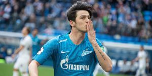 این جایزه متعلق به همه تیم است ، بازی سختی داشتیم