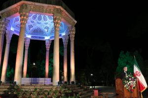 صالحی: حافظ مردمی ترین شاعر ایران است