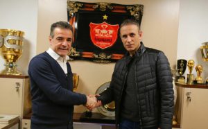 گل محمدی سرمربی پرسپولیس شد
