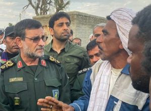 نیروی دریایی سپاه با اعزام بالگرد و نیروهای امدادی به یاری سیل‌زدگان استان سیستان و بلوچستان و هرمزگان شتافت