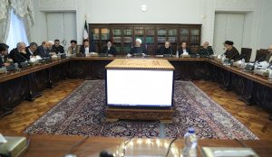 راه امام (ره) را با هدایت‌های مقام معظم رهبری ادامه خواهیم داد