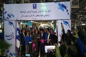 هدف از کمک صنعت دفاعی به خودروسازان شکستن تحریم‌هاست