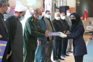 تهیه۲۰۰۰ تبلت برای دانش آموزان تحت پوشش کمیته امداد در فارس