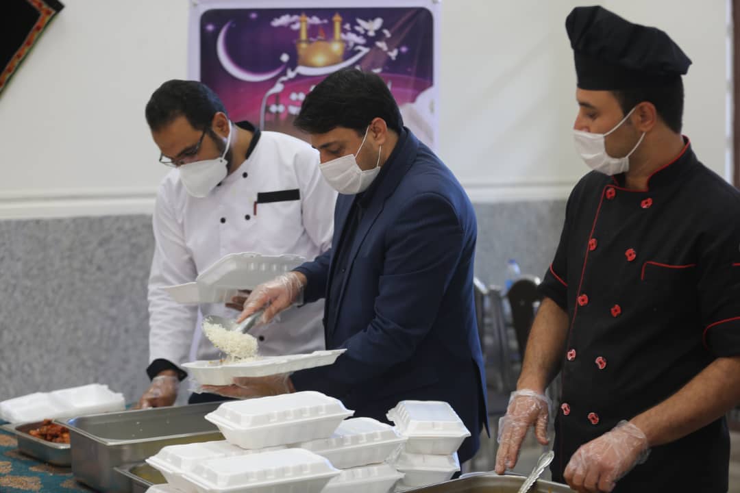 ۲ میلیون پرس غذای گرم بین نیازمندان استان فارس توزیع می‌‌شود