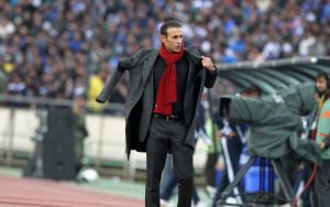 گل‌محمدی از سرمربیگری پرسپولیس استعفا داد