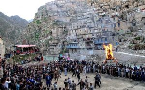 تاثیر پذیری شاعران کرد از شعر و ادبیات فارسی