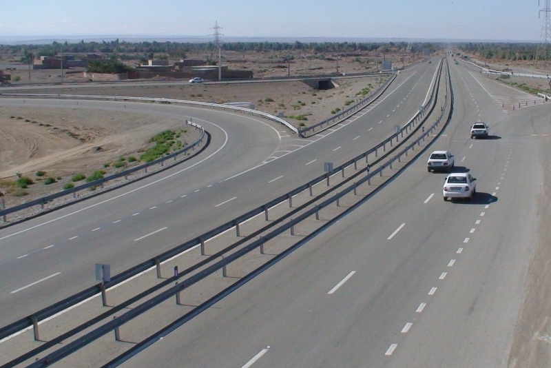 تامین پوشش تلفن همراه برای ۳۷ کیلومتر از جاده های فاقد ارتباط استان فارس
