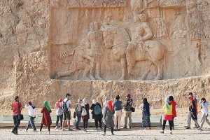 ستاد ملی کرونا ورود گردشگر به ایران را تصویب کرد