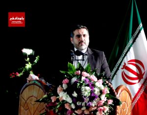 زبان فارسی به عنوان بخشی از هویت برگرفته از اشعار سعدی،حافظ و مولانا است