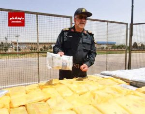 توقیف وانت پیکان حامل یک تن حشیش در فارس