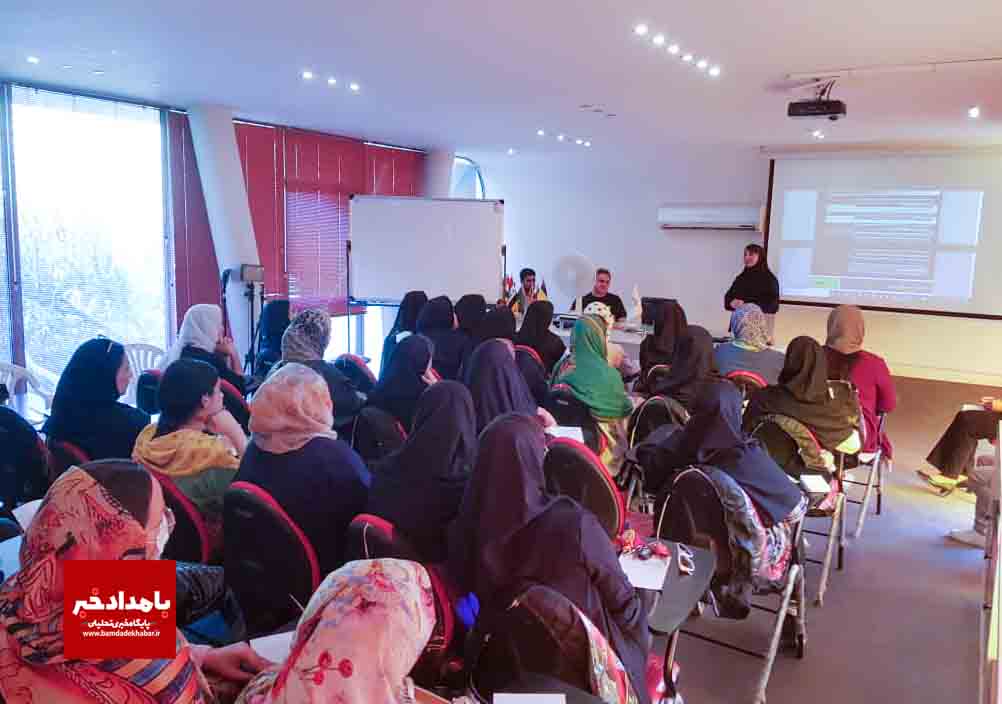 کارگاه مهارت آموزی بانوان در خانه جهانگردی و اتومبیلرانی شیراز برگزار شد