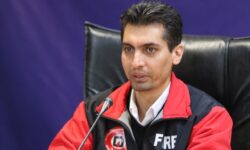 درجه ” آتش پاد دوم” به رئیس سازمان آتش نشانی شیراز اعطا شد