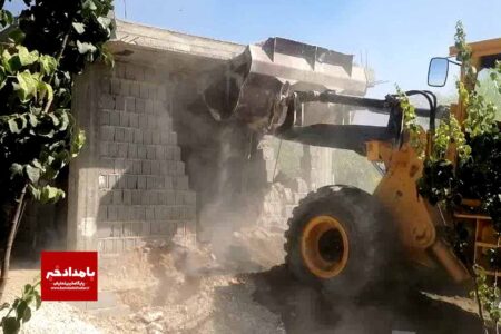 تخریب ۲۵ قطعه باغ شهری و مستحدثات غیر مجاز در مرودشت