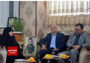  دیدار با خانواده شهدا برای مسئولان افتخار و موجب تجدید روحیه برای خدمتگزاری است