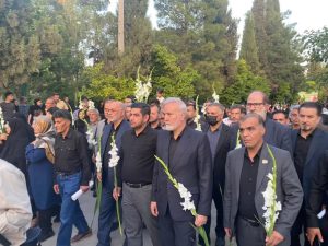 آیین بزرگداشت دهمین سالگرد سیدالشهدای مقاومت فارس در گلزار شهدای شیراز برگزار شد