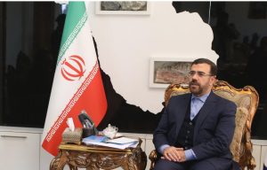 استاندار فارس بر ضرورت توجه به گردشگری به عنوان مهم‌ترین محور توسعه استان فارس تأکید کرد